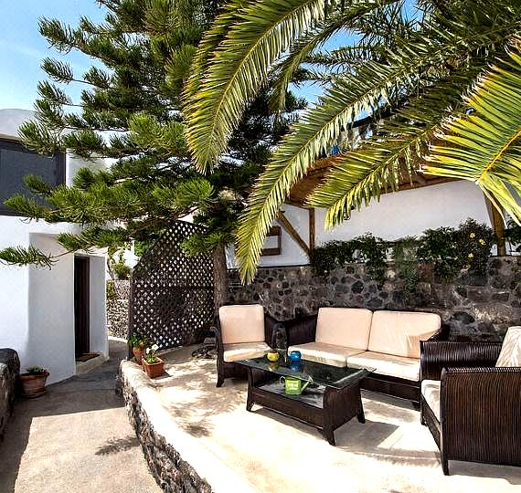 Old Vourvoulos Houses